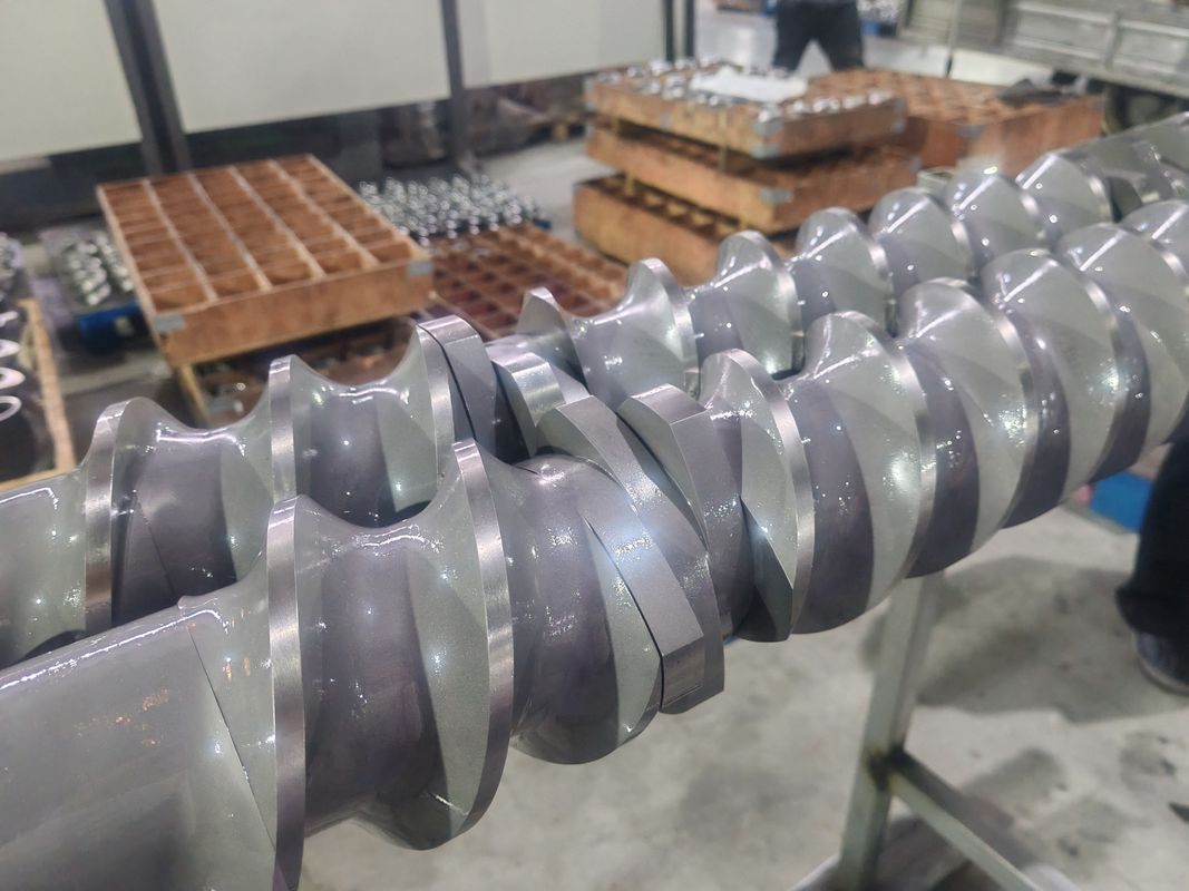 Ingeniería de precisión de Berstoff Extrusores de tornillo gemelos Segmentos de tornillo y barril para resultados superiores