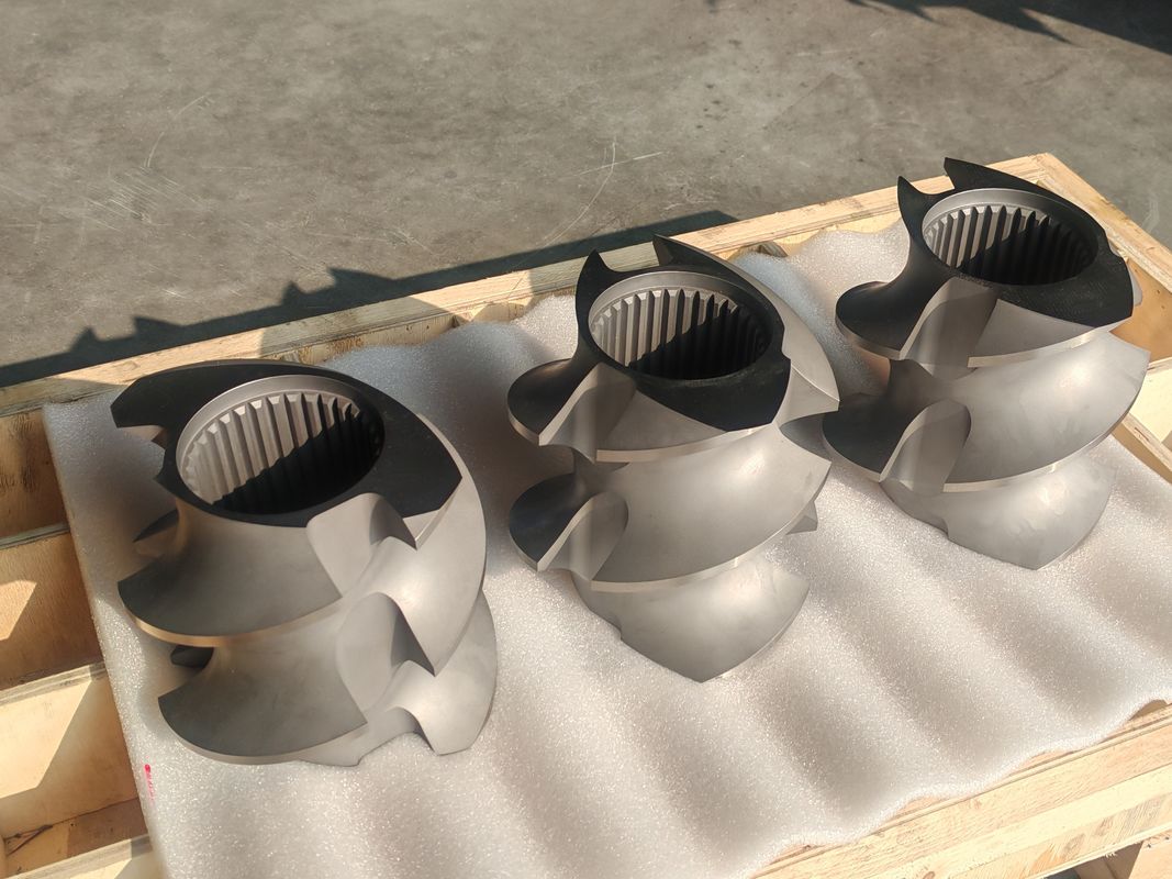 Elementos de tornillo para línea de extrusión de plástico 60 mm-120 Longitud del tornillo 100 rpm-1200 Velocidad del tornillo para máquina extrusora de doble husillo