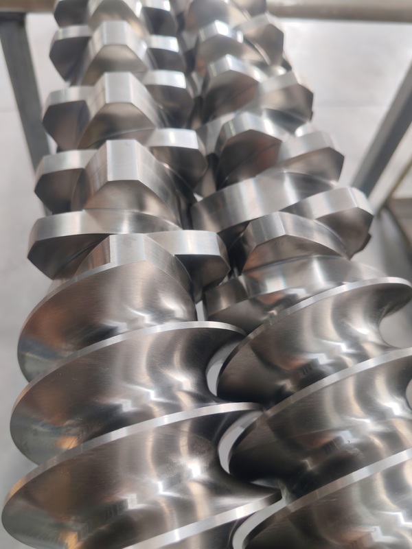 STS 95 Elementos de tornillo de extrusores de tornillo gemelos con certificación ISO 9001 y opciones personalizadas