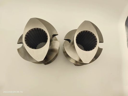 Extrusores de tornillos gemelos W6Mo5Cr4V2 / 38CrMoAla / HIP para máquinas WP y STS