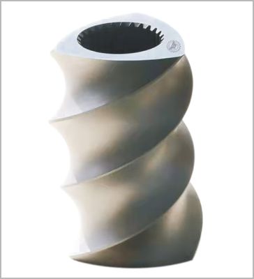 Tres tornillos de la máquina de extrusión gemela de vuelo de color metálico Uniformidad de alta cizalladura elemento de tornillo de extrusora