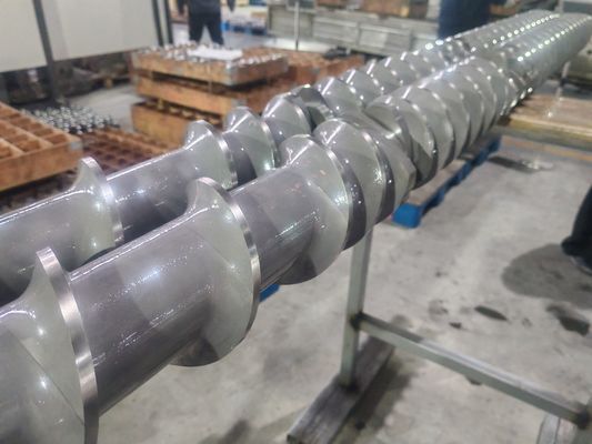 Segmentos de tornillo y barril de extrusora de doble husillo Berstoff